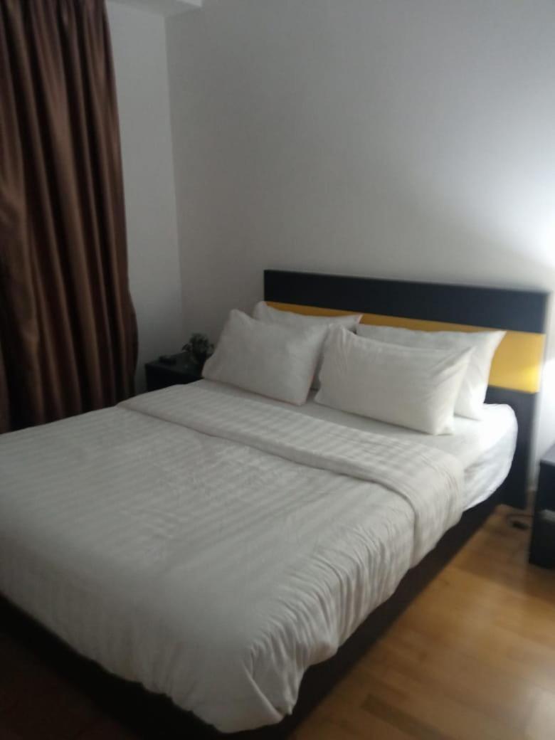 Luxury With Balcony Homestay